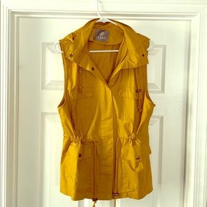 Utility vest. Sleeveless